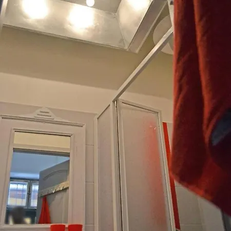 Little Whistle In The Heart Of Jewish District With Ac Apartmán