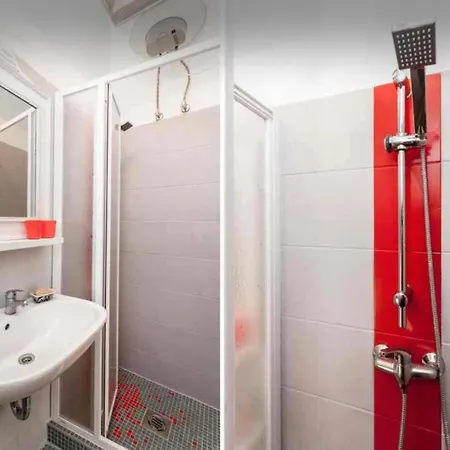 Little Whistle In The Heart Of Jewish District With Ac Apartmán